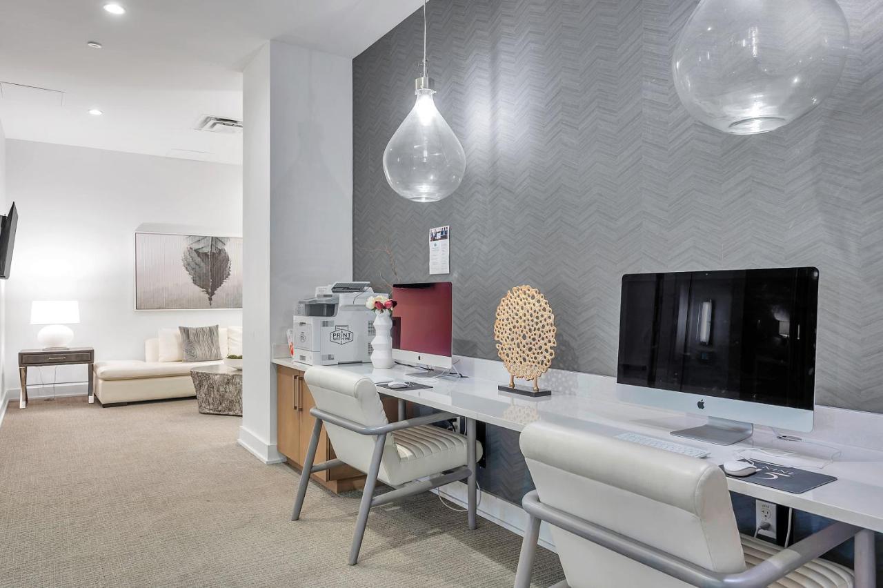 Luxury 1 Bedroom With Den Downtown Tampa Apt - City Views, Rooftop Pool, Workspace Exteriör bild