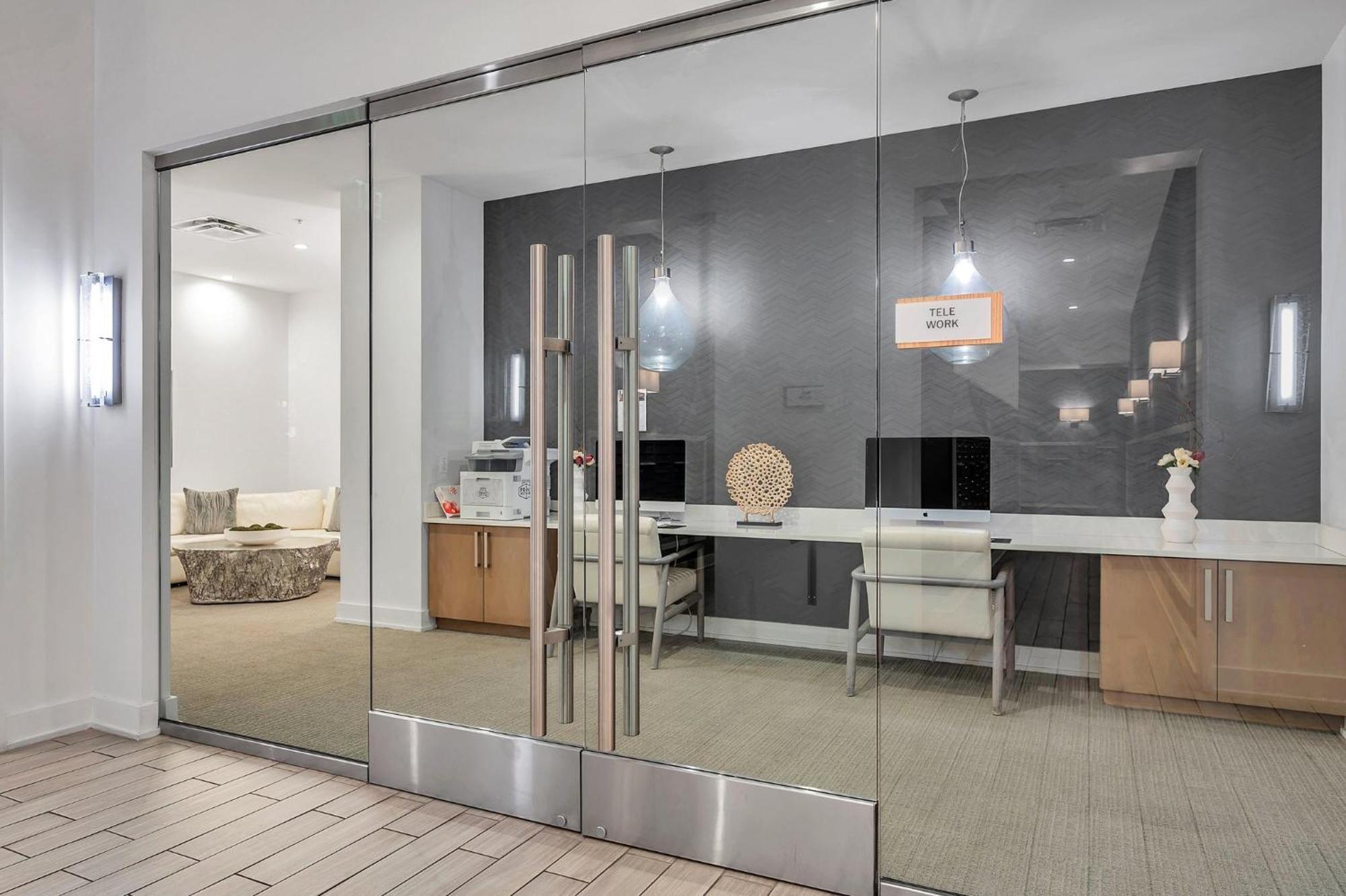 Luxury 1 Bedroom With Den Downtown Tampa Apt - City Views, Rooftop Pool, Workspace Exteriör bild
